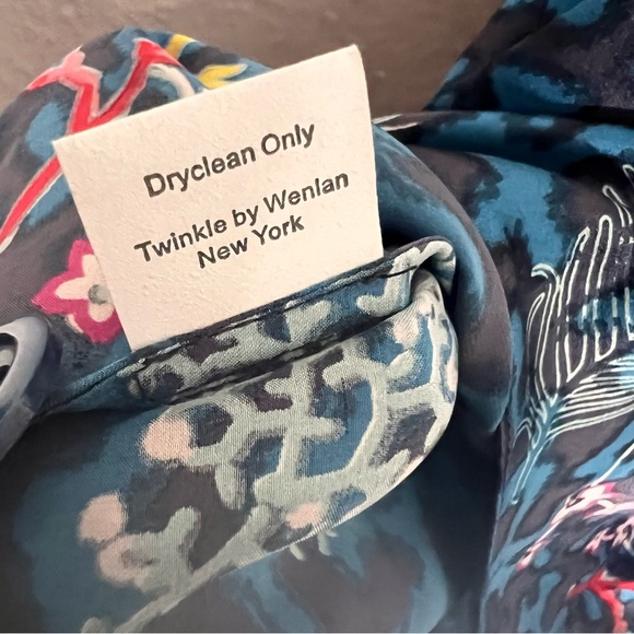 Twinkle By Wenlan Coral reefs Mixed Print Silk Top Size 0 - Picture 10 of 12